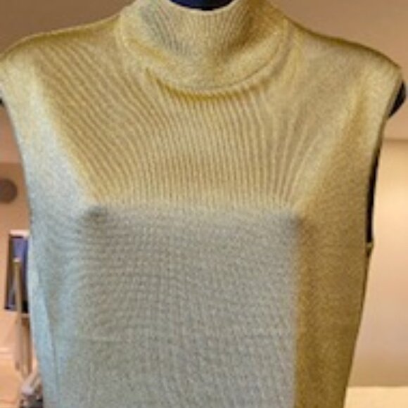 Jones New York Gold Metallic Sleeveless Mock Turtleneck  Size ~ Medium ~ - Picture 1 of 5